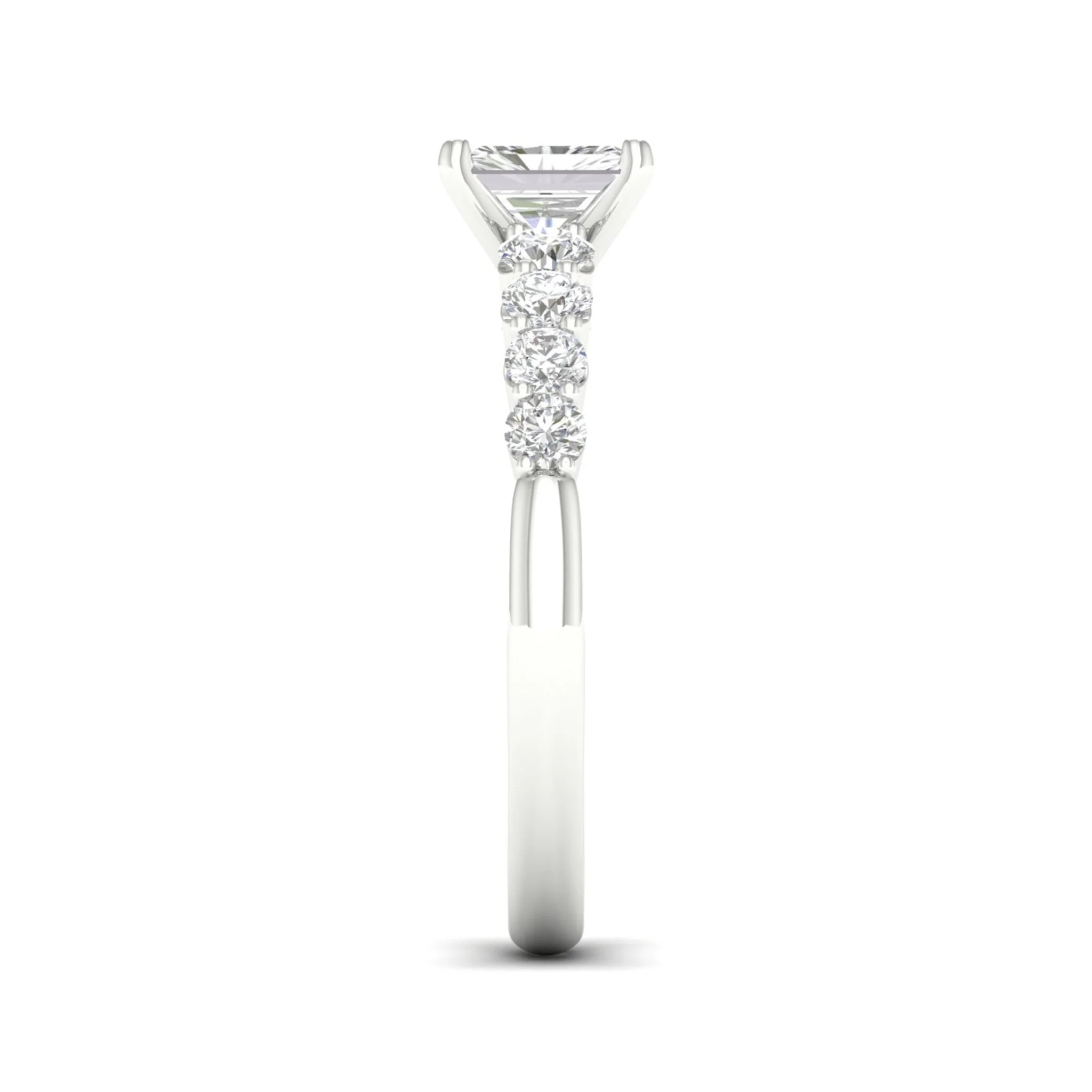 1 1/4 ctw Graduated Radiant Centre Engagement Ring - Image 7